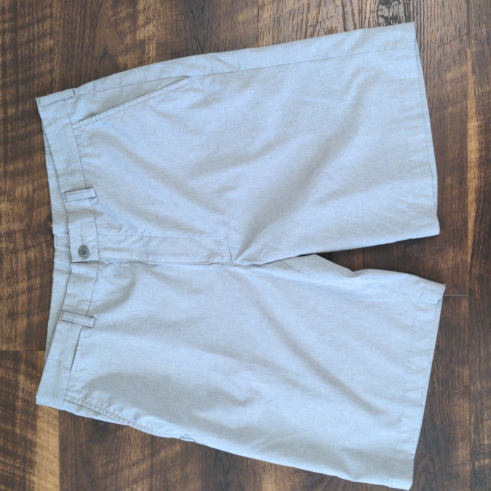 PGA Tour Shorts Size 36